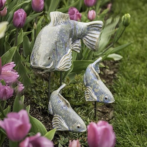 Poisson dans le jardin, koi de jardin en céramique, artisanat en résine de koi de jardin, statue de poisson koi en plein air, sculpture pour jardin, pelouse, étang, ornement extérieur (3 Pcs Gray)