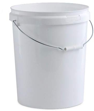 3 X 25 LITRE PLASTIC BUCKETS WITH LID & METAL HANDLE ARM, DURABLE, GLOSSED, HARD WEARING BUCKET