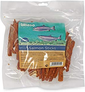 Biazoo Strisce di salmone essiccato 500 g. Snack per cani adatto a tutte le razze e dimensioni. Snack altamente differibile e ad alto contenuto di proteine