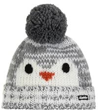 Eisbär Mütze Rico Pompon Kids - niedliche Pinguin Wintermütze Jungen & Mädchen - 53 cm (5-6 Jahre) - warme kuschelige mit Fleece Futter Bommelmütze Strickmütze Pudelmütze Kindermütze