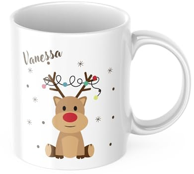 drunkLY Weihnachtstasse mit Namen - personalisierter Keramik Kaffee-Becher – personalisiert, Weihnachtstasse - Glühwein-Tasse - Nikolaus & Wichteln Geschenk-Idee (Rentier Lichterkette)
