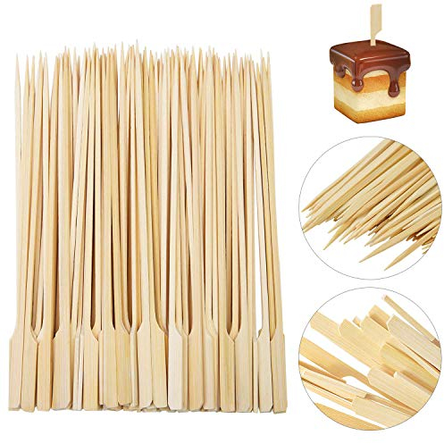 REYOK 200PCS Brochettes De Bambou Barbecue, Brochettes en Bois De Bambou Naturelles, Bâtons De Barbecue Parfait pour La Cuisine, Les Grillades, Fruits 15cm