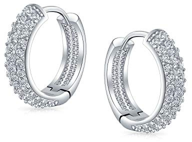 Moda Nupcial De Boda 3 Pendientes De Aro Abrazadores Sin Fin Con Circonitas Cúbicas Pavé CZ De Tres Filas Para Mujeres, Plateados Con Baño De Plata Y Un Diámetro De 0.65 Pulgadas