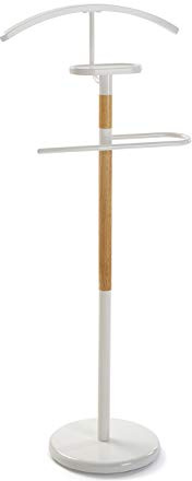 Versa Holstebro Galán de Noche Moderno Multifuncional con 2 Perchas o Colgadores para Ropa de Hombre o Mujer, Medidas (Al x L x An) 112 x 28,8 x 46,5 cm, Metal y Madera, Color Blanco