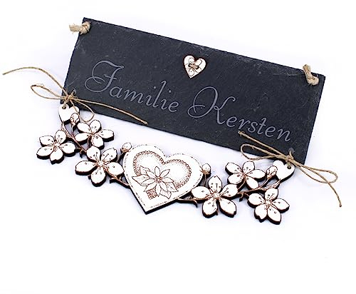 Schiefer Schild Familien Name mit Blumenelement und Herz aus Holz - Schild Haustür Eingang Türschild Türdeko Familienname 22 x 16 cm