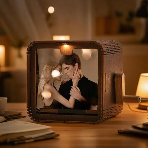 Álbum de fotos con manivela y luz, marco de fotos personalizado, álbum de fotos con manivela LED, regalo único para Navidad, amigos, familiares y compañeros de trabajo. (With Light 8 Photos)