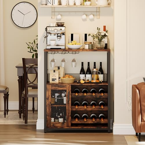 Garvee Meuble Bar à Vin à 3 Niveaux – Étagères Réglables, Porte-Verres, Porte Grillagée avec Cloisons, Petit Buffet Industriel pour Salon, Cuisine Et Bar – Bande LED