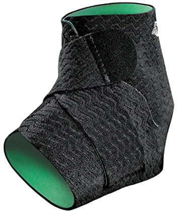 MUELLER Sports Medicine Green Adjustable Ankle Support Brace, Ankle Pain Relief Support for Men and Women, Ideal for Sprains, Strains, Arthritis, Black, One Size