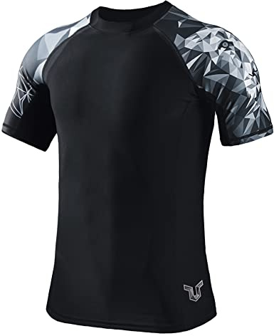 HUGE SPORTS Schwimmshirt Badeshirt Rashguard-Shirts Herren Kurzarm UPF 50+ | UV Sonnenschutz Elastisches Gewebe Atmungsaktiv Schnelltrocknend Leicht für Schwimmen Surfen Wassersport Radfahren Wandern
