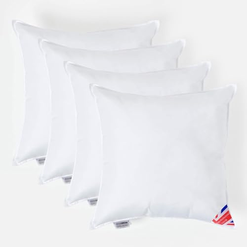 Homescapes Super-Mikrofaser Füllkissen 50x50 cm – 4er-Set Kissen wie Daunen, hypoallergene Kissenfüllung/Innenkissen für Dekokissen wie Sofakissen & Bettkissen oder kleine Kopfkissen