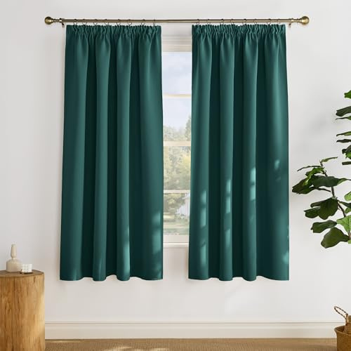 PONY DANCE Dunkelgrüne Gardinen mit Kräuselband Blickdicht 2er Set | H 175 x B 140 cm, Verdunklungsvorhänge für Kinderzimmer, Hitzeschutz, Sichtschutz, Blackout Curtains, für Schienensystem