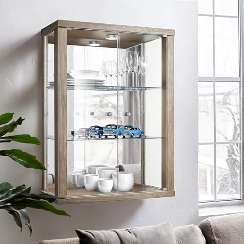 K-Möbel vägghängd vitrinskåp i Sonoma ek (80x60x25 cm) med 2 justerbara glashyllor, spegel & LED - modellbilvitrin Sonoma ek - vitrinskåp - samlarvitrin - glasvitrin