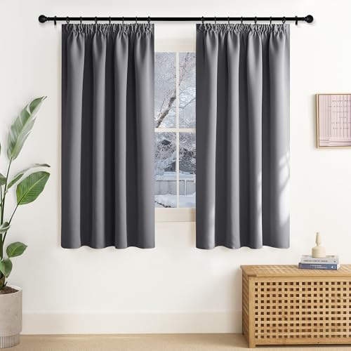 NICETOWN Thermovorhang Kräuselband Vorhang Grau Blickdicht Scheibengardinen | H145 x B140 cm, Bistrogardine 2er Set, Thermovorhang Hitzeschutz, Geeignet für Wohnzimmer, Gardinen für Schienensystem