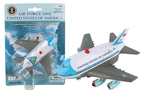herpa Flugzeug Air Force One Pullback Spielzeugflugzeug zum Aufziehen mit Geräuschen und Lichtern für Junge Kinder, Spielzeug ab 3 Jahre, Flugzeugmodell aus Kunststoff