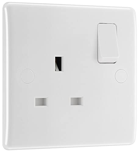 BG Electrical Single Switched Power Plug Wall Socket, Double Pole, Round Edge, Nexus 800 Series, White Moulded, 13A, 821DP