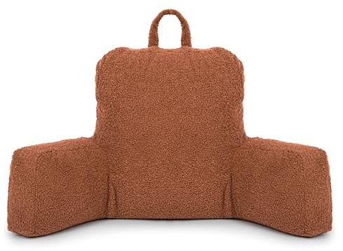 Flumi Rückenlehnenkissen mit Armlehnen zum Lesen Fernsehen oder Entspannen, Lesekissen für Bett und Sofa mit Waschbar Bezug Bettauflage Foam Füllung, Rückenstütze mit Tragegriff (Boucle Braun)