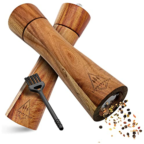 Schwarzwald Spirit - Molinillo de sal y pimienta de madera con mecanismo de cerámica + pincel de limpieza gratis, madera, marrón