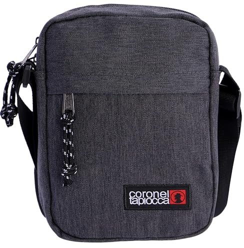 Coronel Tapioca – Bandolera para hombre estilo casual | Bolso hombre bandolera compacto con múltiples compartimentos | Ideal para uso diario, viajes o trabajo