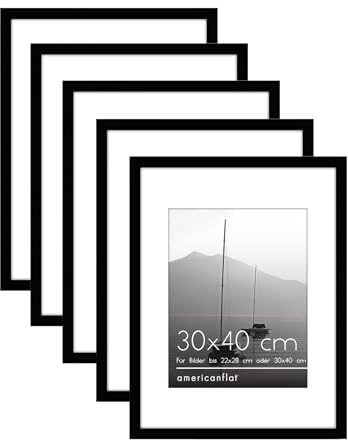Americanflat Cornice per foto 30x40 in nero – Display 22x28 con tappetino e 30x40 senza tappetino – Set di 5 cornici con ferramenta a dente di sega per esposizione orizzontale e verticale