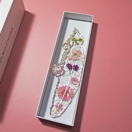 Yocuzee Personalisiertes Lesezeichen, Feder Bookmark mit 26 Buchstaben (C) | mit Geschenkbox, aus Gepressten Blumen und Harz, Weihnachten Geschenk für Frauen, Mütter, Lehrerinnen, Bücherwürmer, Mädchen
