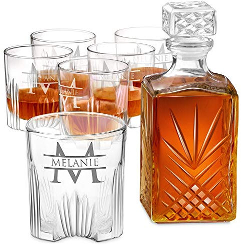 Maverton Whisky Carafe + 6 Whiskey Glasses with Engraving - 700ml Vintage Spirits Decanter - airtight Seal - Elegant Whisky Set - for Women - Personalised - Name