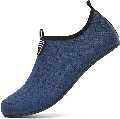 RUOMU Chaussures Aquatiques Chaussons de Plongée d'eau Chaussettes Aqua pour Piscine et Plage Sports Nautiques Natation Surf Voile Mer Rivière pour Homme Femme(Bleu Marine,46 EU)
