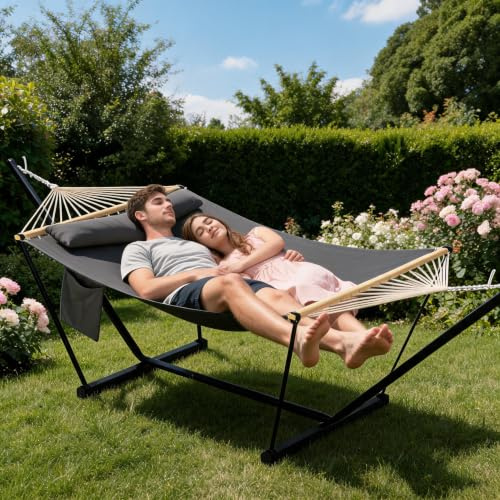 12FT Doppelhängematte mit Stahlgestell bis 200 kg belastbar, wetterfest & atmungsaktiv, mit Kissen und Seitentasche, für 2 Personen, Gartenhängematte für Terrasse, Balkon und Camping