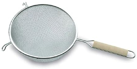 LACOR 61323 - Colador Doble Malla 23 cms U.P 1 Gancho - Utensilio de Cocina | Para escurrir y tamizar sin grumos; diseñado para acompañarte en tus preparaciones diarias con comodidad y buen resultado