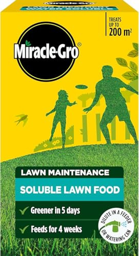 Miracle Gro Soluble Lawn Food 1kg | Greener Grass in 5 Days | High Nitrogen NPK 36-6-6 with Iron | Monthly Lawn Fertilizer | For Watering Can or Hose End Feeder | 1kg Carton Covers Up to 200m²