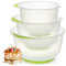 com-four® 3-teiliges Rührschüssel Set rutschfest - Backschüssel mit Stoppboden und Skala - Rührtopf mit Ausgießer - Spülmaschinengeeignet - Füllmenge 1,5 L, 2 L, 2,5 L (03teilig - grün)