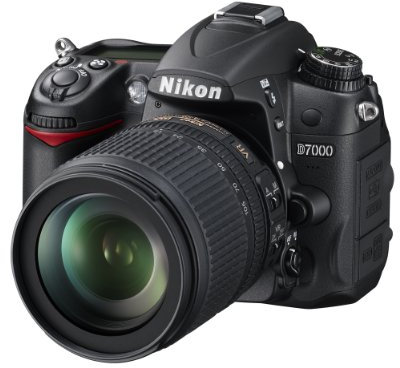 Nikon D7000 Fotocamera Reflex digitale (16 Megapixel, 39 punti AF, LiveView, Video Full HD)