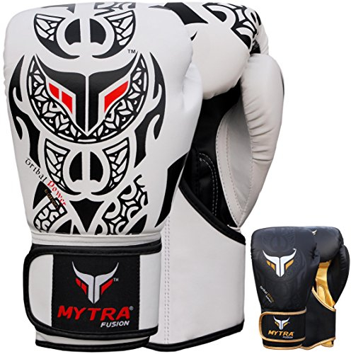 Mytra Fusion guantoni da boxe 10 oz 12 oz 14 oz 16 oz guantoni boxe per l'allenamento di pugni sparring Muay Thai guantoni Uomini e donne guanti boxe (14-oz, White/Black)