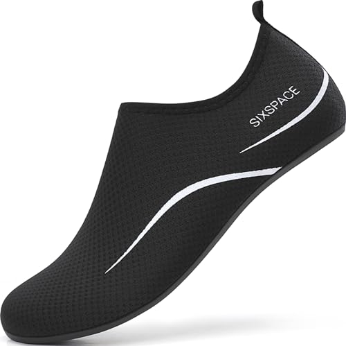 Sixspace Herren Damen Badeschuhe Wasserschuhe Aquaschuhe Strandschuhe Schnell Trocknend Slip on Breathable Schwimmschuhe Surfschuhe für Beach Pool Surfen Yoga Schwarz(Lieferantengröße 37 EU)