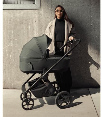 Venicci Claro | 2in1 Premium Travel System with Accessories. Includes Pushchair, Carrycot and Universal Car Seat Adapters | 8 Piece Bundle – Forest