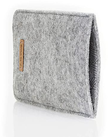 smukbird - Handytasche für iPhone 12 Pro Max mit Case | aus echtem Filz + Baumwolle | hellgrau | Design: Tracks