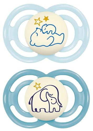 MAM Perfect Night Schnuller im 2er-Set, leuchtend im Dunkeln, zahnfreundlicher Baby Schnuller aus nachhaltigen & bio-erneuerbaren Materialien, mit Schnullerbox, 6-16 Monate, Bär/Elefant