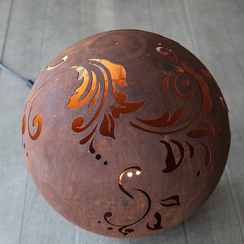 Edelrost Vollkugel Barockornament 40cm zum Beleuchten Rostkugel