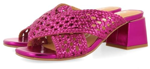 SANDALIAS DESTALONADAS COLOR FUCSIA CON TRENZADOS PARA MUJER CLARCONA