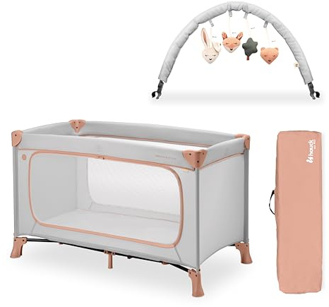 hauck Kinderreisebett Dream N Play Plus inkl. Spielbogen, Dusty Cork/Forest - ab Geburt bis 15 kg - mit XL Spiel Schlupf & Tragetasche - Leicht & Klein Zusammenklappbar