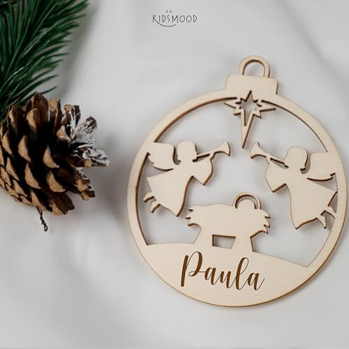 KIDSMOOD Weihnachtskugeln aus Holz, personalisiert mit Wunschnamen - Individueller Weihnachtsbaumschmuck für unvergessliche Weihnachtsmomente - 2er Set