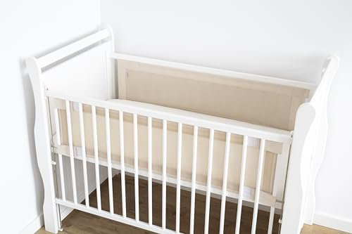 LOOLAY Bettumrandung für 140 x 70 cm Babybett – 2 Teiliges 130 x 30 cm Atmungsaktives Bettumrandung aus Netzstoff – Babybett Umrandungen – Klettverschluss stark Befestigung (Beige)