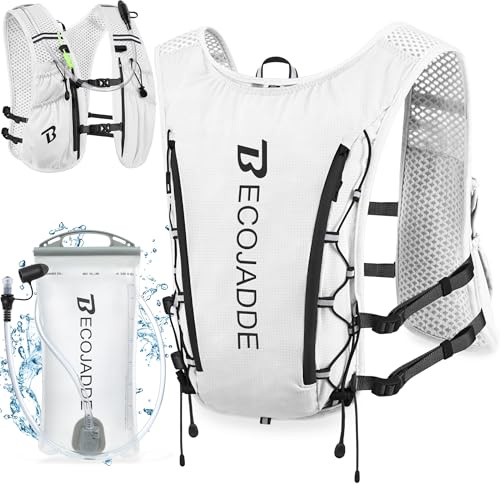 BECOJADDE Leichter 5 Liter Laufrucksack mit 1.5 Liter Trinksystem für Damen und Herren, Ideal für Marathon, Trailrunning, Radfahren, Wandern und Joggen, Weiß