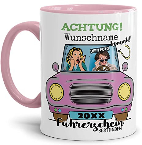 Tassendruck Fototasse selbst gestalten mit Name, Jahr und Foto - Rosa - Personalisierte Foto-Geschenke zur bestandenen Führerscheinprüfung | Personalisiertes Geschenk, 300ml, Innen & Henkel Rosa