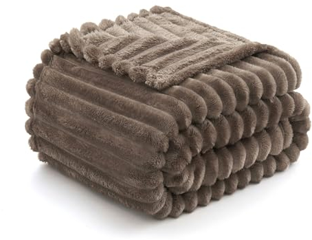 MIULEE Coperta Pile Matrimoniale Plaid per Divano in Velluto Coperta Singolo e Matrimoniale Letto Coperta Pile Morbida Decorazioni Casa Poltrona Tinta Unita Elegante 150x200 CM Marrone