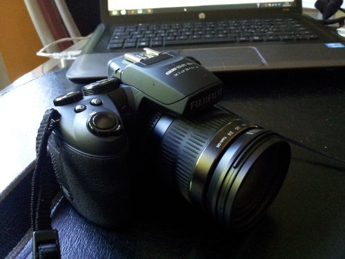 Fujifilm Finepix HS25 Fotocamera Digitale, 16 Megapixel, Sensore CMOS EXR, Zoom 30x 24-720mm, Nero