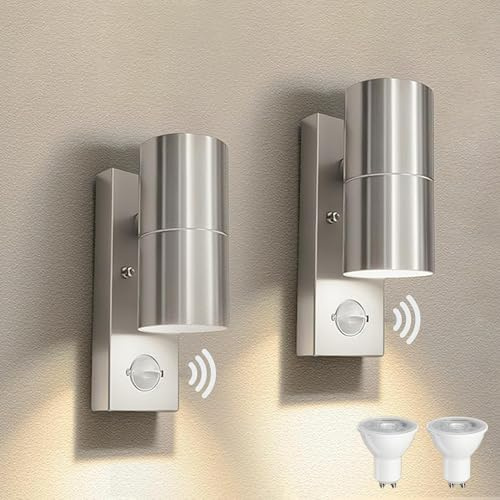 JNR Edelstahl Außenlampe mit Bewegungsmelder, Aussenlampe, Silber 2 Pack | Einstellbarer PIR Bewegungsmelder Dämmerungssensor, IP54 Wasserdichte 230V Wandleuchte, 5W GU10 3000K LED Glühbirne
