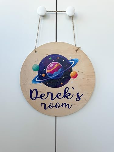 Holz-Türschild mit Namen & Weltraum-Design | Einzigartiges Geschenk für kleine Astronauten | Individuelles Namensschild aus Holz mit coolen Weltraum-Motiven
