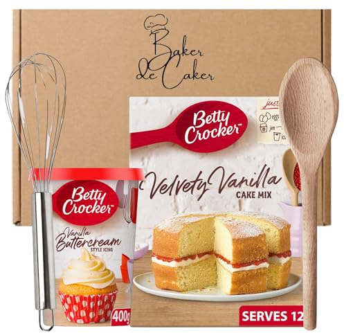 Vanilla Cake Baking Bundle – Includes Betty Crocker Vanilla Cake Mix 425g & Vanilla Icing 400g, Wooden Spoon & Whisk – Perfect for Home Baking Cupcakes, Victoria Sponge, Baking Giftset.