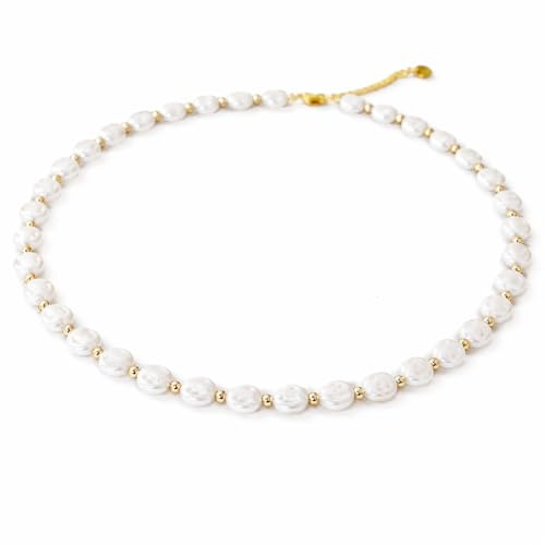 MAJALE Collar de Perlas sintéticas nacaradas_ forma moneda plana con Bolitas Doradas – Gargantilla Ajustable Mujer, Acero Inoxidable, Resistente al Agua, Estilo Minimal y Elegante