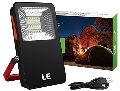 LE Projecteur LED 700 Lumen USB Rechargeable 10W, Portable, 5400mAh Fonction de Batterie Externe, 3 Modes, Etanche pour Extérieur Camping, Bricolage, Randonnée, etc | Rechargeable, 3 modes, batterie externe USB, IP44, support orientable pour chantier, camping et secours